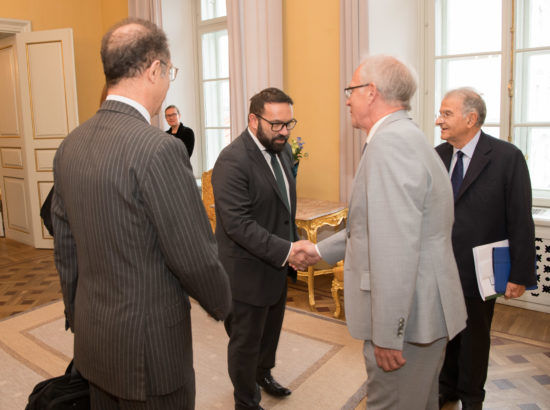 Riigikogu esimees Eiki Nestor kohtus Itaalia parlamendi väliskomisjoni delegatsiooniga