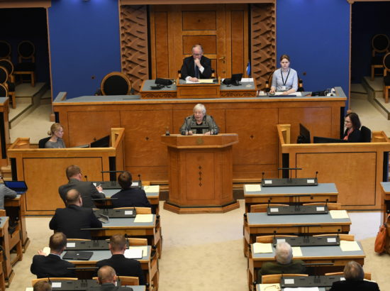 Täiskogu istung, Olulise tähtsusega riikliku küsimuse „Eesti demokraatia ohud ja väljakutsed“ arutelu