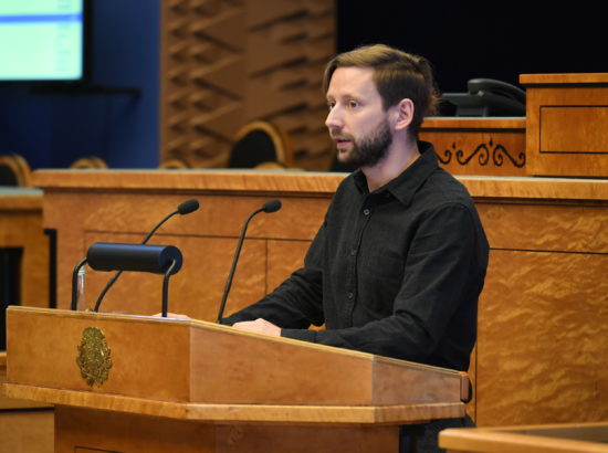 Täiskogu istung, Olulise tähtsusega riikliku küsimuse „Eesti demokraatia ohud ja väljakutsed“ arutelu