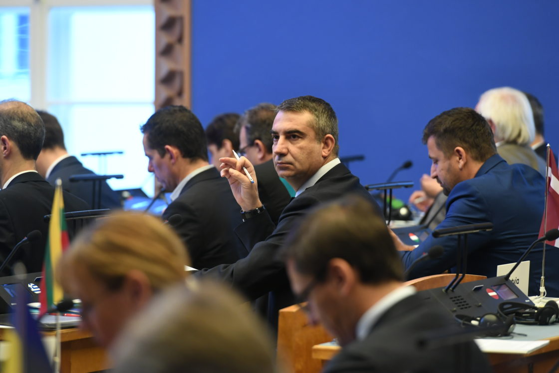 Parlamentide vaheline majanduskomisjonide esimeeste konverents Euroopa transpordiühenduste teemal
