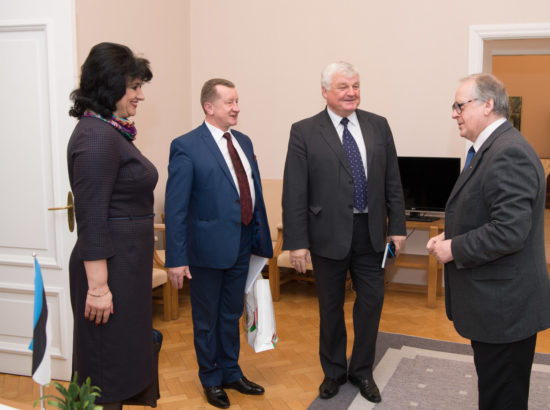 Riigikogu aseesimees Enn Eesmaa kohtus Valgevene parlamendi liikmetega