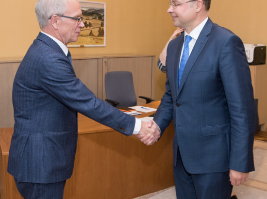 Riigikogu esimees Eiki Nestor kohtus Euroopa Komisjoni asepresidendi Valdis Dombrovskisega