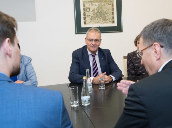 Euroopa Liidu asjade komisjoni esimees Toomas Vitsut, komisjoni aseesimees Jaak Madison ja Kalle Palling kohtusid Austria parlamendi ülemkoja presidendi Edgar Mayeriga