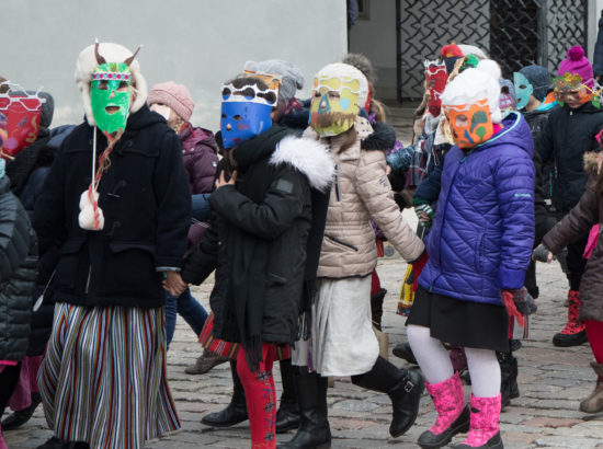 Riigikogus käisid väikesed mardisandid