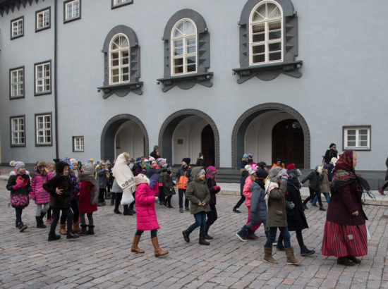 Riigikogus käisid väikesed mardisandid