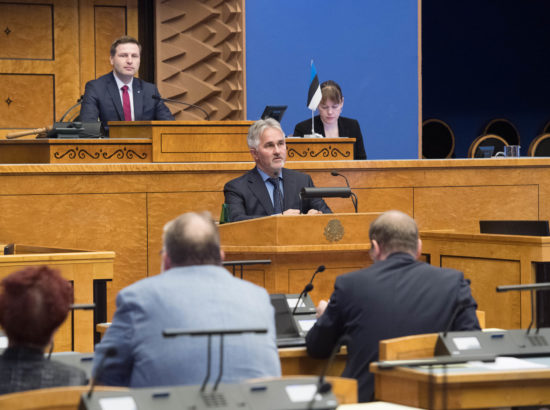 Täiskogu istung, olulise tähtsusega riikliku küsimuse „Kuidas tulla toime kriisidega põllumajanduses“ arutelu