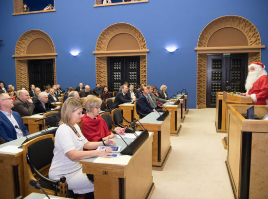 Täiskogu istung, jõuluvana külaskäik