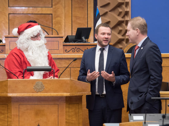 Täiskogu istung, jõuluvana külaskäik