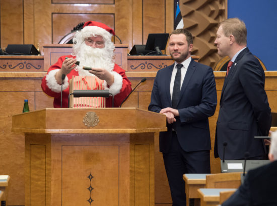 Täiskogu istung, jõuluvana külaskäik