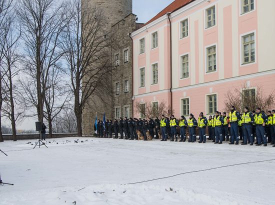 Riigikogu aseesimees Enn Eesmaa osales EV100 raames toimuval Politsei- ja Piirivalveameti Põhja prefektuuri pidulikul rivistusel Kuberneri aias