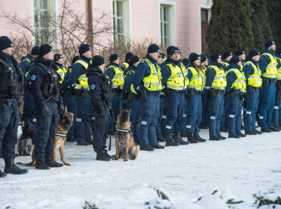 Riigikogu aseesimees Enn Eesmaa osales EV100 raames toimuval Politsei- ja Piirivalveameti Põhja prefektuuri pidulikul rivistusel Kuberneri aias