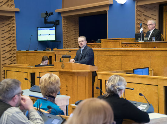 Täiskogu istung, Janar Holmi nimetamine riigikontrolöri ametisse