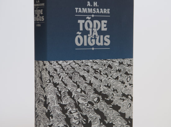 Tammsaare ja Vilde Sõprade Seltsi esindajad kinkisid Riigikogu liikmetele A. H. Tammsaare „Tõe ja õiguse“ I osa värskete illustratsioonidega uustrüki eksemplari