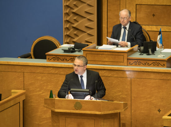 Täiskogu istung, riigikontrolör Janar Holmi ülevaade riigi vara kasutamisest ja säilimisest 2017.–2018. aastal