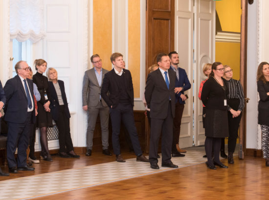 Eesti Ajutise Valitsuse ministrite fotoskulptuuride näituse avamine