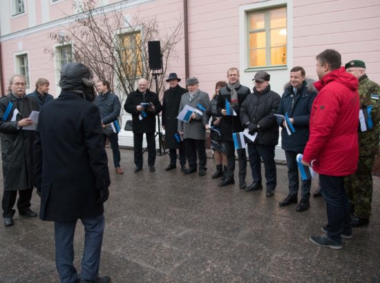 Piduliku lipuheiskamise tseremooniaga tähistati 100 aasta möödumist sinimustvalge lipu heiskamisest riigilipuna Pika Hermanni torni