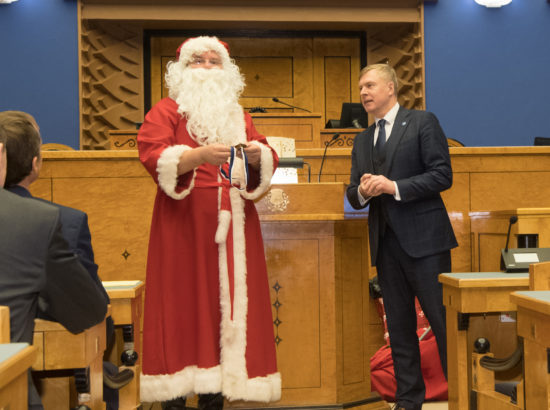 Täiskogu istung, jõuluvana külaskäik