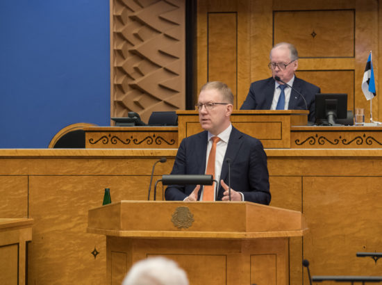 Täiskogu istung, välispoliitika arutelu olulise tähtsusega riikliku küsimusena