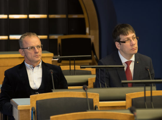 Täiskogu istung, olulise tähtsusega riikliku küsimuse „Eesti maksusüsteemi tulevik“ arutelu