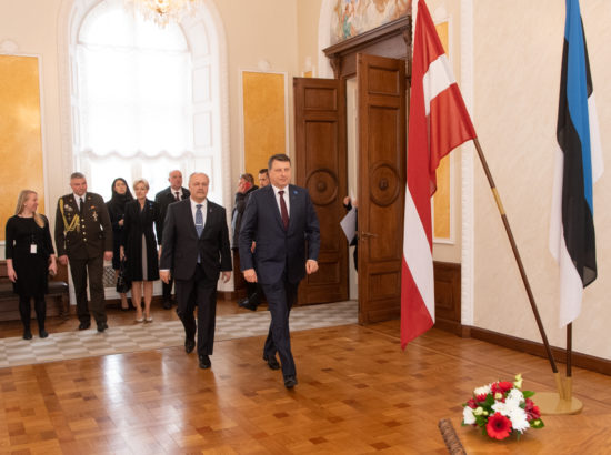 Riigikogu esimees Henn Põlluaas kohtus Läti Vabariigi presidendi Raimonds Vējonisega