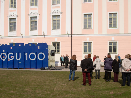 Näituse "Riigikogu 100" avamine Toompeal Kuberneri aias