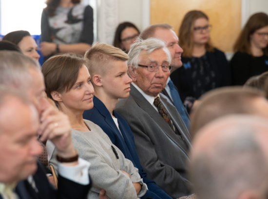 Ajalooraamatu "Eesti parlament 1917-1940" esitlus Toompea lossi Valges saalis