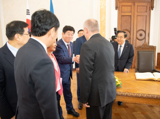 Riigikogu esimees Henn Põlluaas kohtus Korea Vabariigi Rahvusassamblee esimehe Moon Hee-sangiga