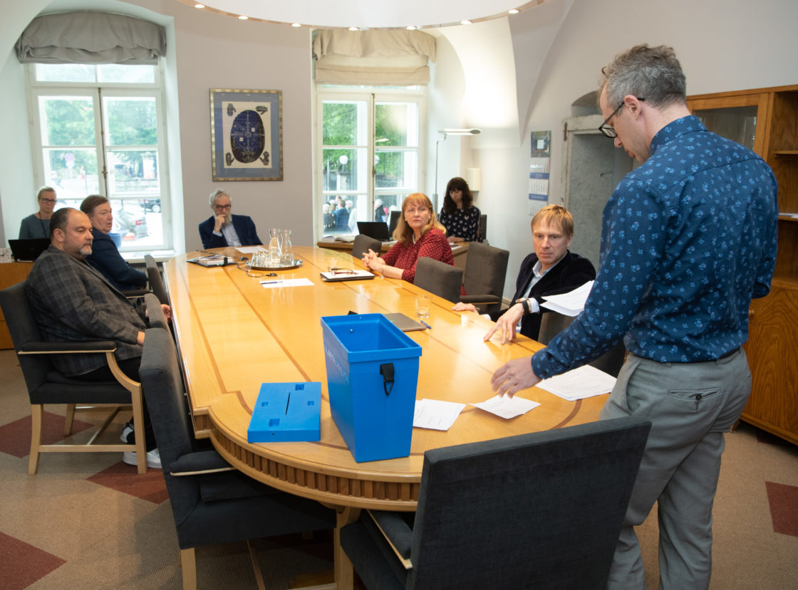 Eesti keele õppe arengu probleemkomisjoni esimehe ja aseesimehe valimised