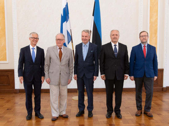 Riigikogu esimees Henn Põlluaas kohtus Soome välisministri Pekka Haavistoga