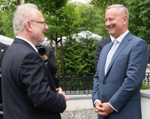 Riigikogu aseesimees Siim Kallas kohtus Läti presidendi Egils Levitsiga