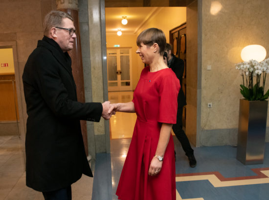 Vabariigi President Kersti Kaljulaid ja Eduskunna esimees Matti Vanhanen