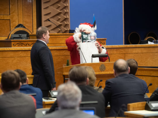 Täiskogu istung, jõuluvana külaskäik