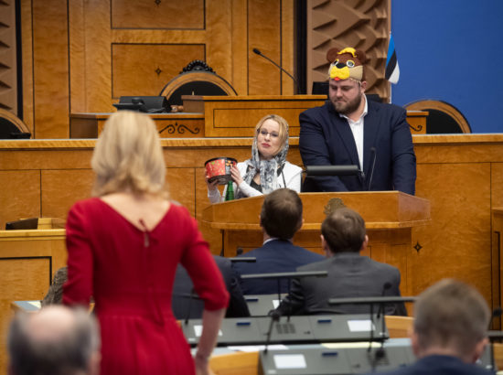 Täiskogu istung, jõuluvana külaskäik