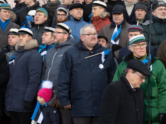 Eesti vabariigi 102. aastapäeva lipuheiskamise tseremoonia, liputoimkonnad