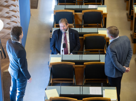 Riigikogu juhatuse valimised, 25. märts 2020