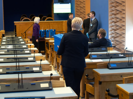 Riigikogu juhatuse valimised, 25. märts 2020