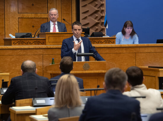 Olulise tähtsusega riikliku küsimuse „Elu pärast kriisi – terve ühiskonnana edasi“ arutelu. Reformierakonna fraktsiooni juhi Kaja Kallase sõnavõtt.