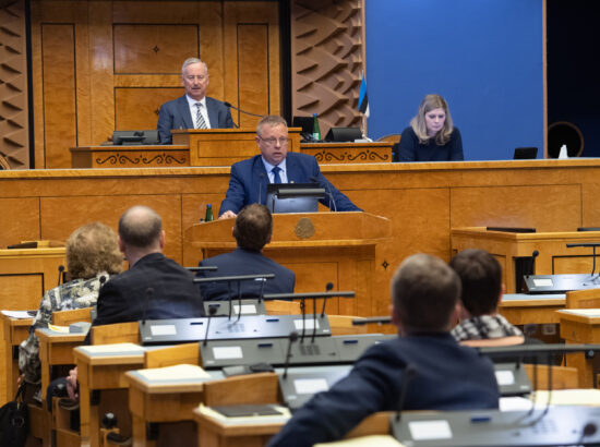 Olulise tähtsusega riikliku küsimuse „Eesti eelarvepoliitika“ arutelu