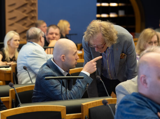 Eesti inimarengu aruande „Linnastunud ühiskonna ruumilised arengud“ arutelu olulise tähtsusega riikliku küsimusena