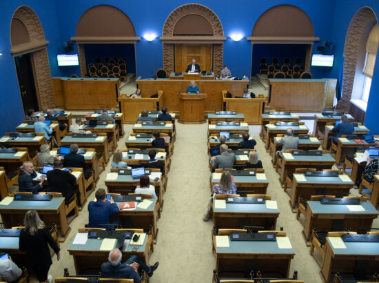 Eesti inimarengu aruande „Linnastunud ühiskonna ruumilised arengud“ arutelu olulise tähtsusega riikliku küsimusena