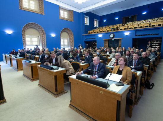 Täiskogu istung, peaministri poliitiline avaldus seoses riigi pikaajalise arengustrateegiaga