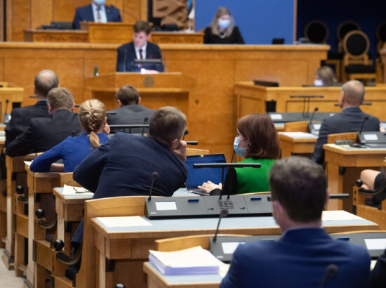 Täiskogu istung, rahandusminister Martin Helme umbusaldamine