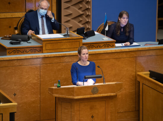 Täiskogu istung, rahandusminister Martin Helme umbusaldamine. Eesti Reformierakonna fraktsiooni esimees Kaja Kallas.