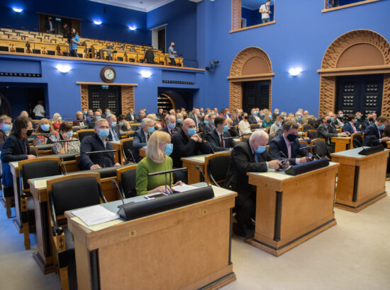 Täiskogu istung, siseminister Alar Lanemani ametivanne