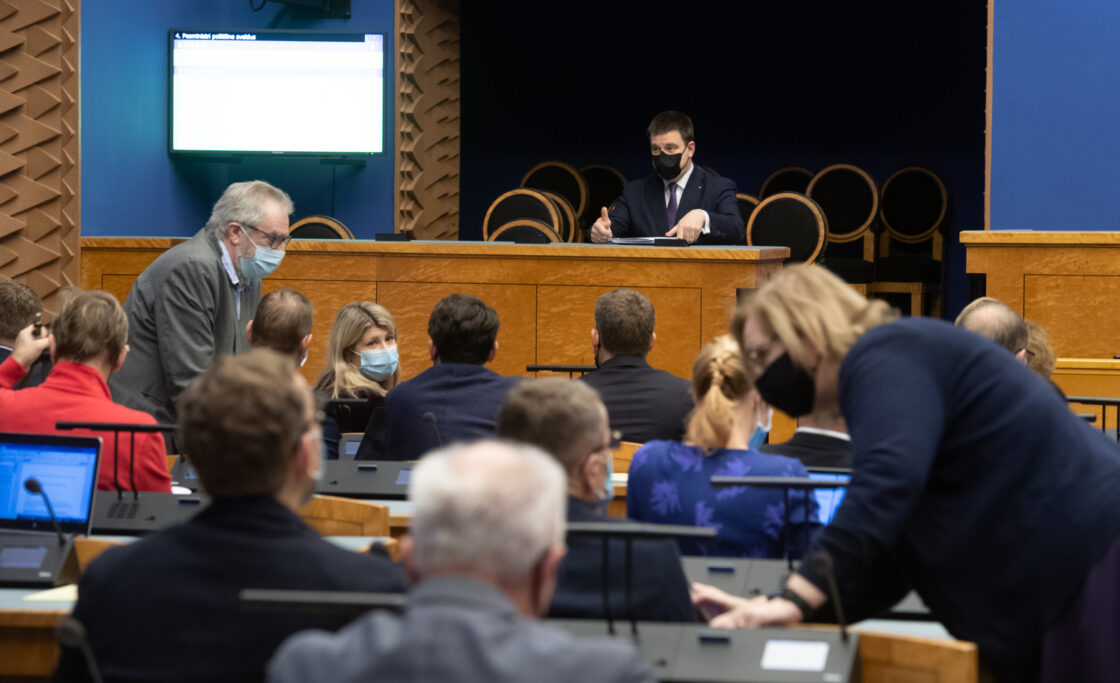 Täiskogu istung, peaministri poliitiline avaldus seoses COVID-19 haigusega kujunenud olukorraga Eestis