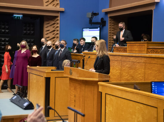 Täiskogu istung, uue valitsuse liikmed andsid ametivande, 26. jaanuar 2021. Välisminister Eva-Maria Liimets.