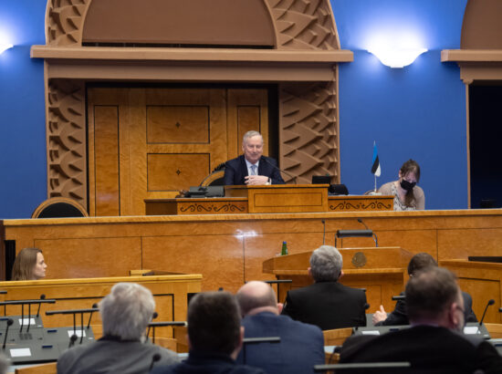 Täiskogu istung, Riigikogu liikme Sulev Kannimäe ametivanne