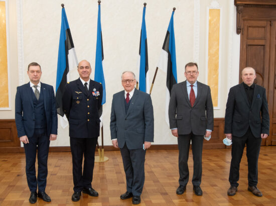 Riigikaitsekomisjoni kohtumine NATO arendusväejuhatuse ülema kindral André Lanataga