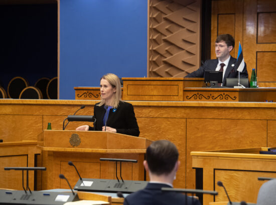 Täiskogu istung, peaministri poliitiline avaldus koroonaviiruse mõjude leevendamise kavast