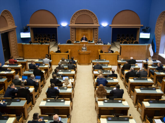 Täiskogu istung, peaminister Kaja Kallase poliitiline avaldus seoses 2022. aasta riigieelarve seaduse eelnõu üleandmisega